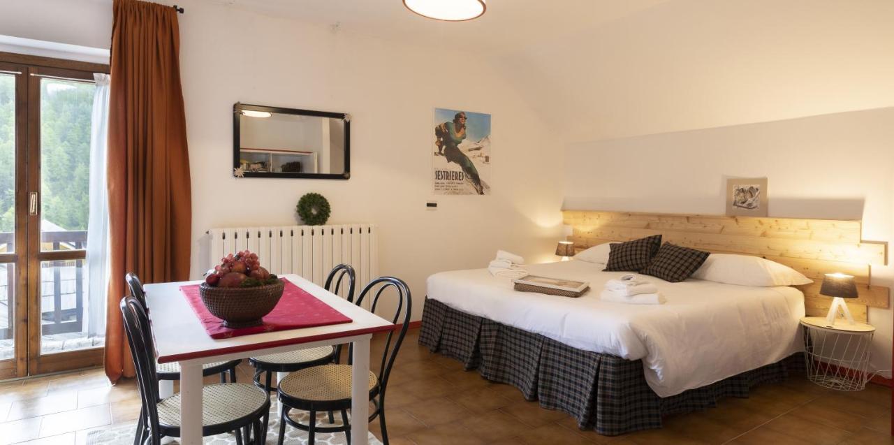 Aparthotel Claviere Exterior photo