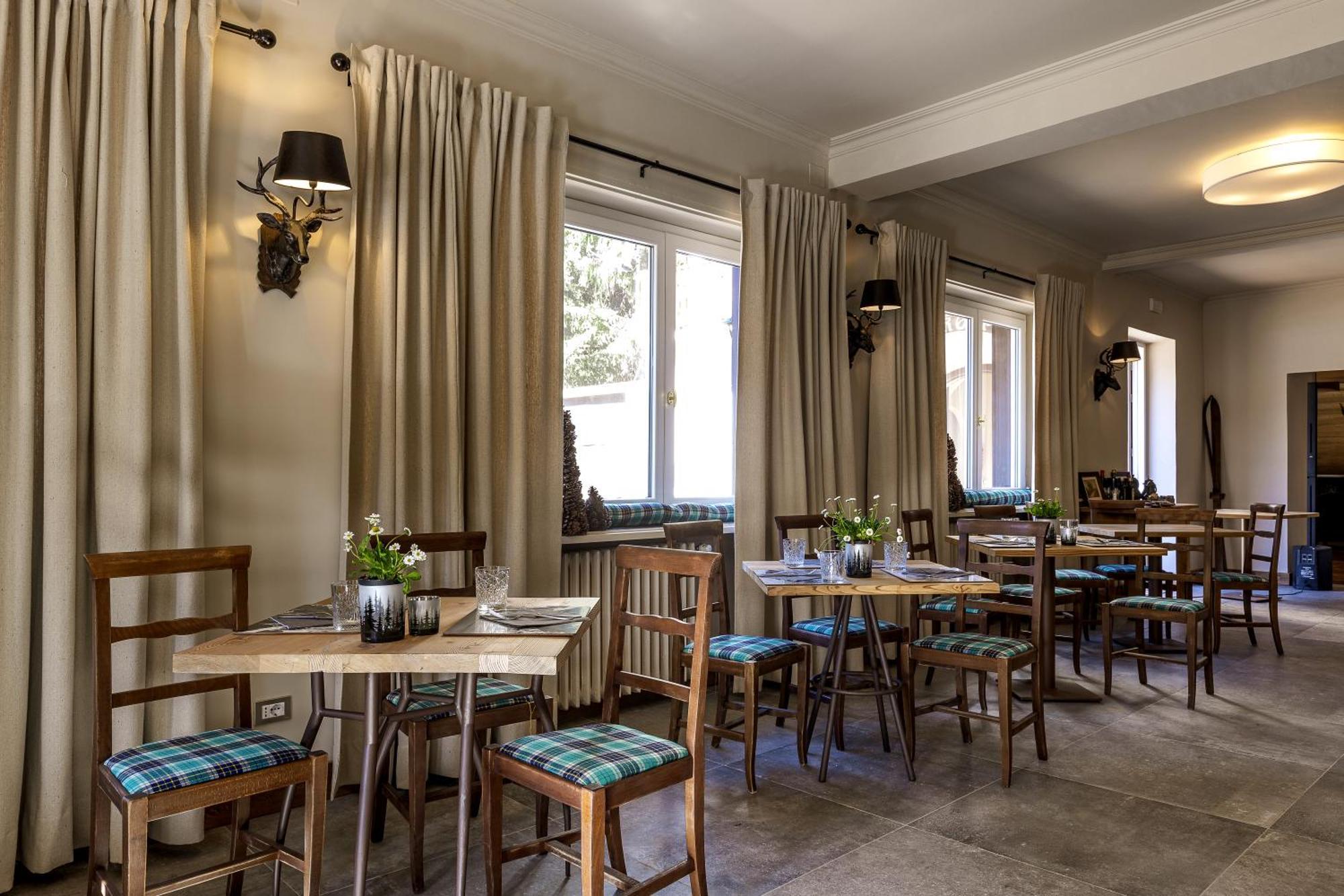 Aparthotel Claviere Exterior photo